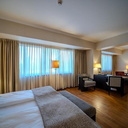 Hotel Rivo Timisoara Ngoại thất bức ảnh