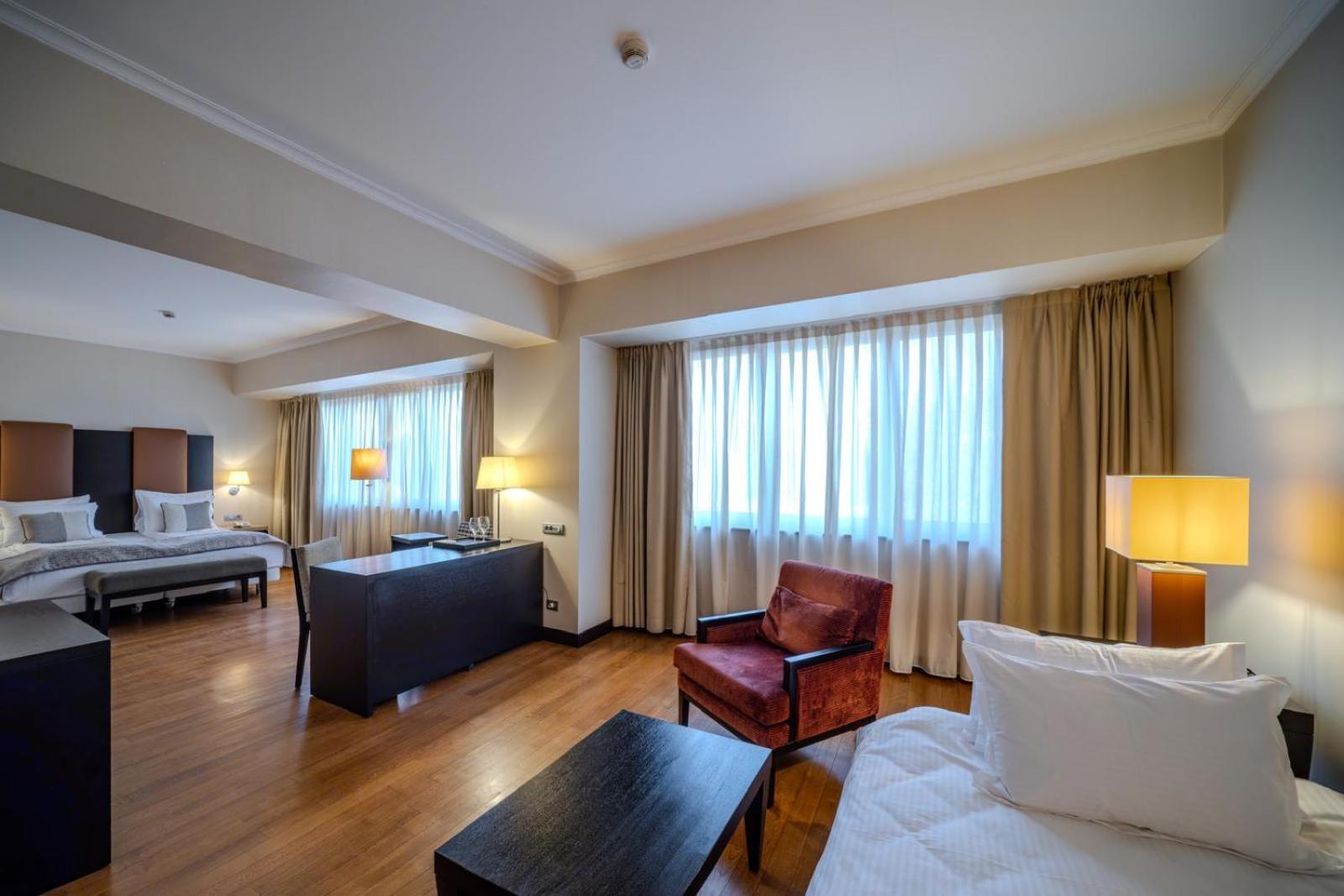 Hotel Rivo Timisoara Ngoại thất bức ảnh