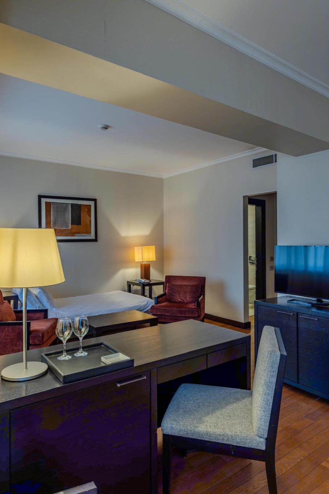 Hotel Rivo Timisoara Ngoại thất bức ảnh