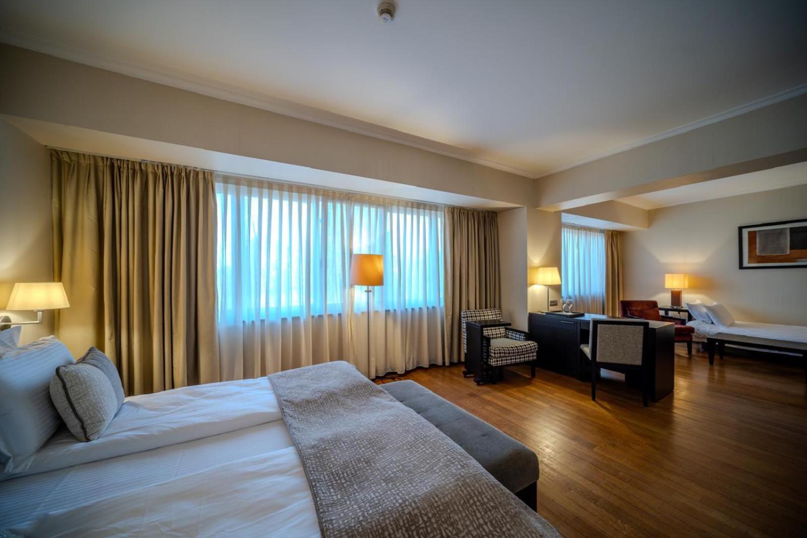 Hotel Rivo Timisoara Ngoại thất bức ảnh