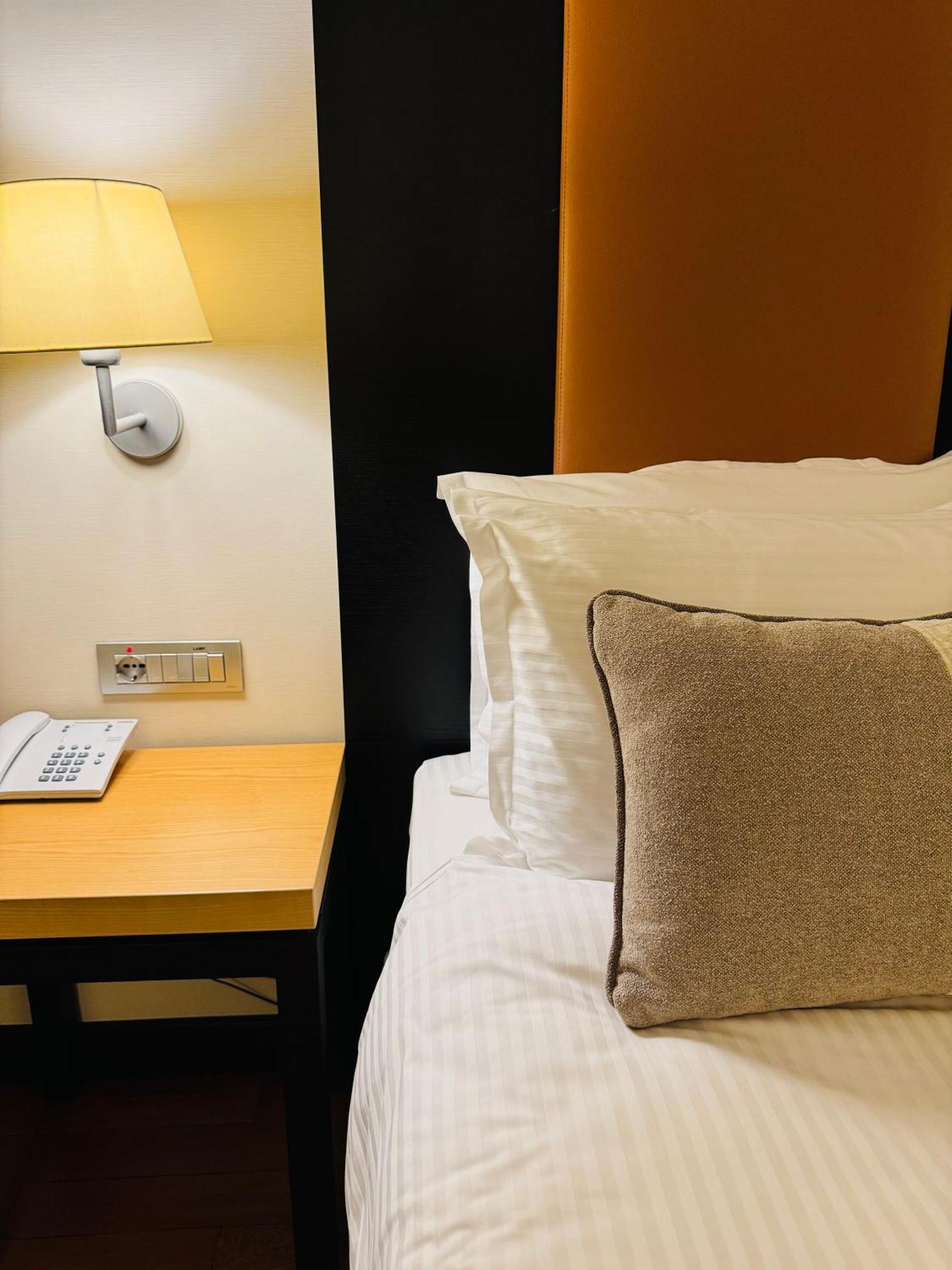 Hotel Rivo Timisoara Ngoại thất bức ảnh
