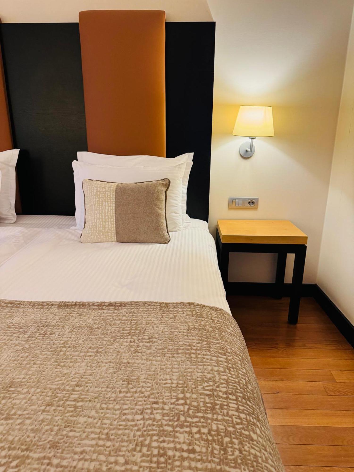 Hotel Rivo Timisoara Ngoại thất bức ảnh