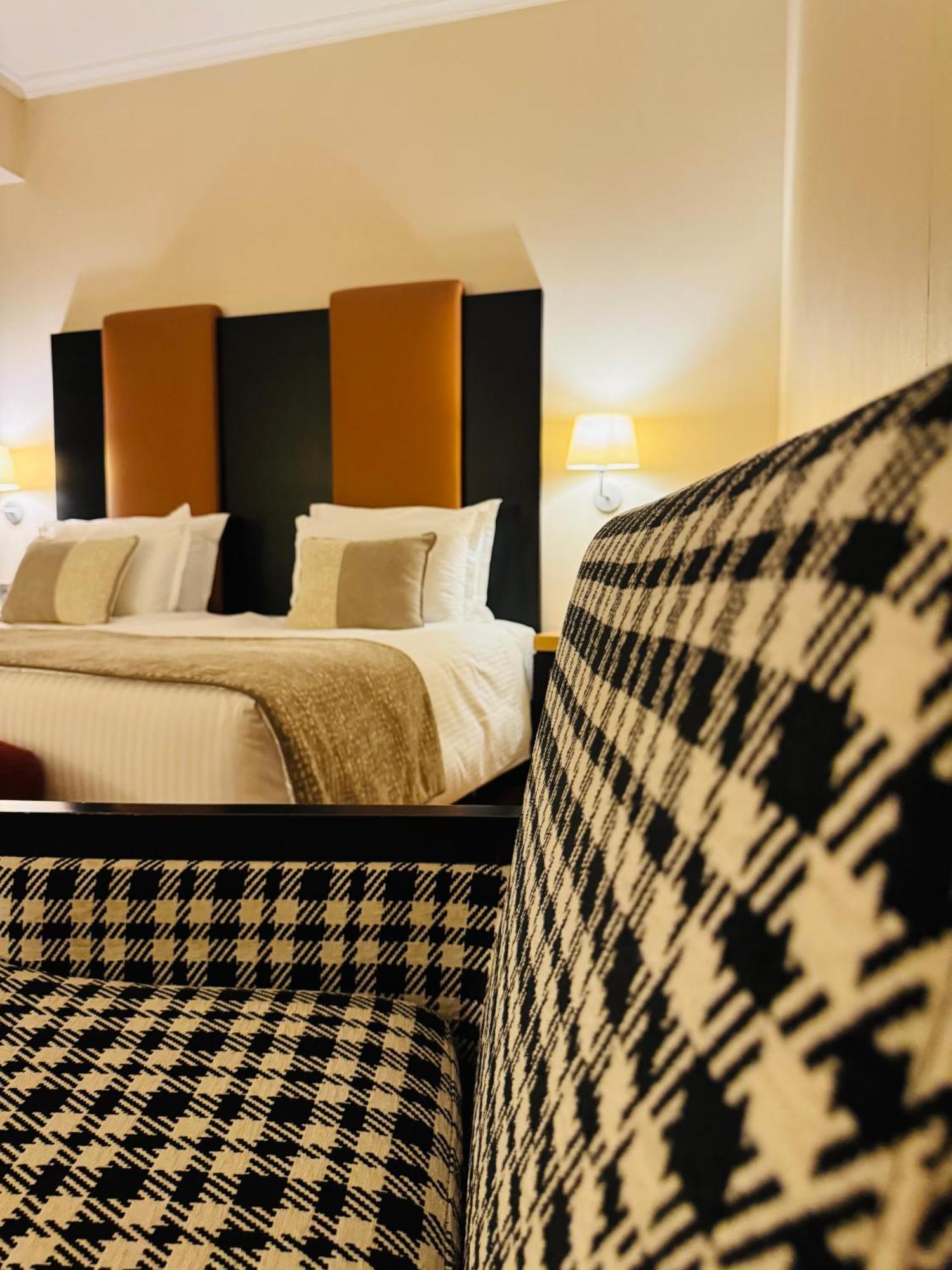 Hotel Rivo Timisoara Ngoại thất bức ảnh