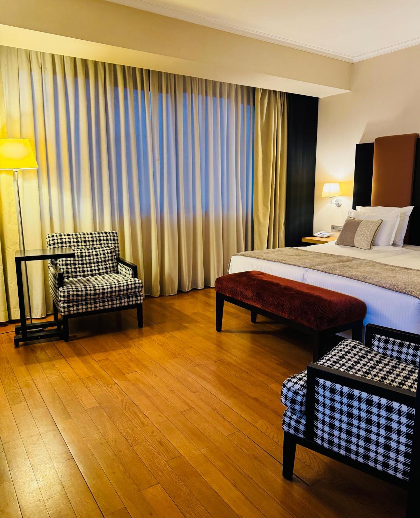 Hotel Rivo Timisoara Ngoại thất bức ảnh