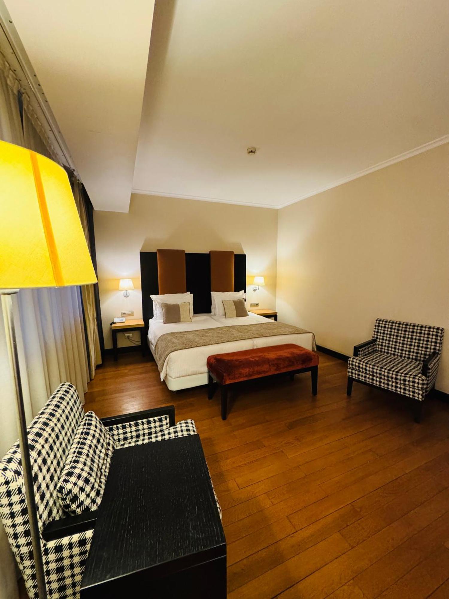 Hotel Rivo Timisoara Ngoại thất bức ảnh